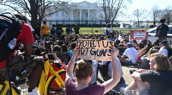 Trump Talks New Gun Measures, Gun Owners Talk «Betrayal»